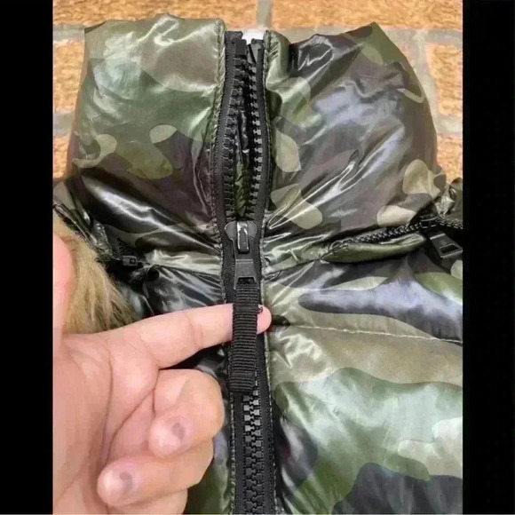 S13 by SAM. Snowcat Down Puffer Vest with Faux Fur Hood small - Picture 2 of 15